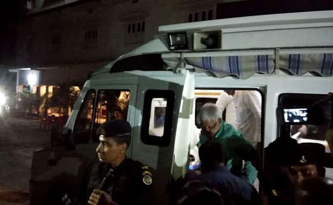 इधर लालू प्रसाद होंगे कोर्ट में पेश, उधर नीतीश कुमार लेंगे मुख्‍यमंत्री पद की शपथ