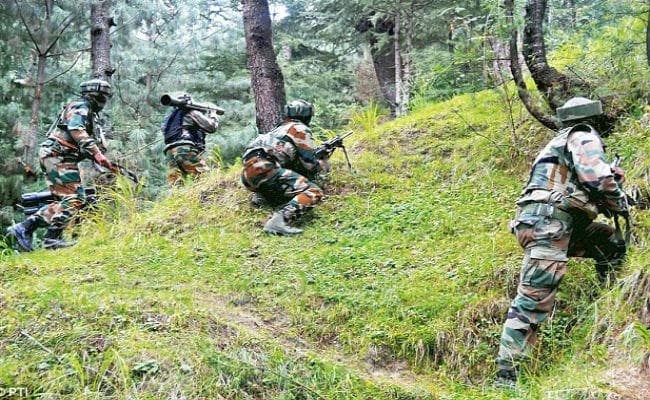 कश्‍मीर: घुसपैठ की कोशिश नाकाम, सुरक्षाबलों ने मार गिराये तीन आतंकी