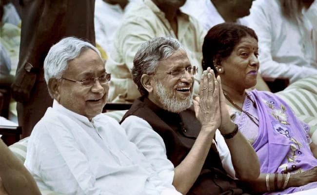 बिहार के बदलाव से मोदी-शाह को क्या मिला, नीतीश के जवाब का भी है सबको इंतजार