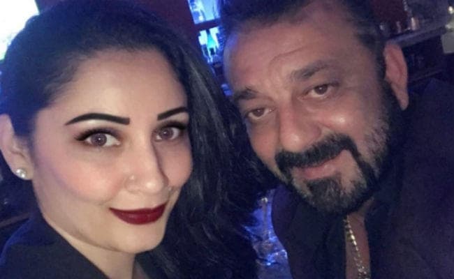 हैप्‍पी बर्थडे ''मुन्‍नाभाई'': मान्‍यता ने ऐसे किया अपने ''प्‍यार'' को विश, जानें ये खास बातें...