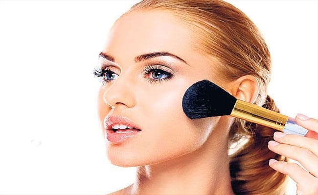 जानें, कैसे करते हैं कॉन्टूरिंग