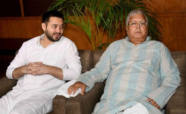 लालू का ट्वीटर पर छलका दर्द, कहा- अनैतिक कुमार, विश्वास का खूनी और जनमत का लुटेरा है