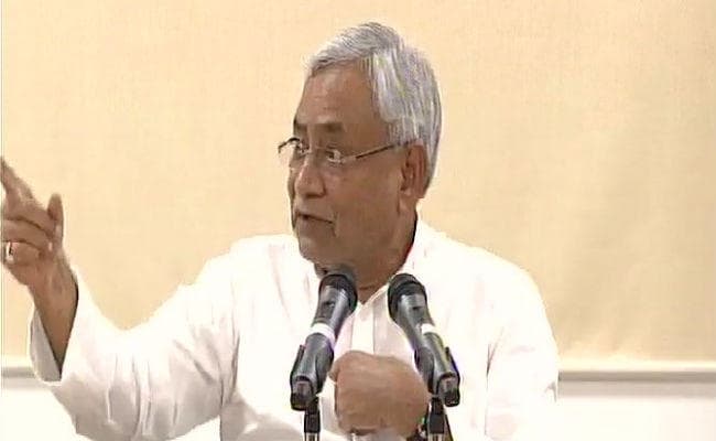 PM मोदी के मुरीद हुए CM नीतीश, कहा - 2019 LS चुनाव में मोदीजी का मुकाबला करने की किसी में भी क्षमता नहीं