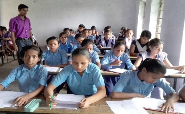 बच्चों में ज्ञान की ज्योति जला रही है बक्सर जिले की एक संस्था