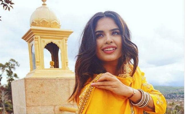 PHOTO : #BiggBoss11 के घर में रहने आयेंगी प्रियंका चोपड़ा...?