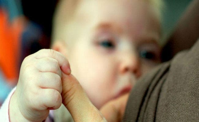 प्रसव के बाद होने वाली कई समस्याओं से निजात दिलाता है स्तनपान