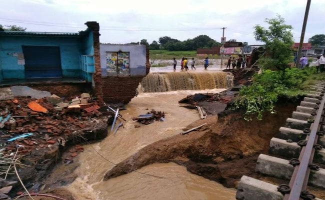 मौसम विभाग की चेतावनी,  झारखंड में अगले दो - तीन दिनों तक हो सकती है भारी बारिश