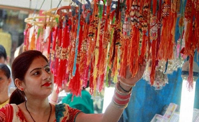 रक्षाबंधन सोमवार को, रात में चूड़ामणि चंद्र ग्रहण भी, लेकिन भद्रा काल का नहीं होगा कोई प्रभाव