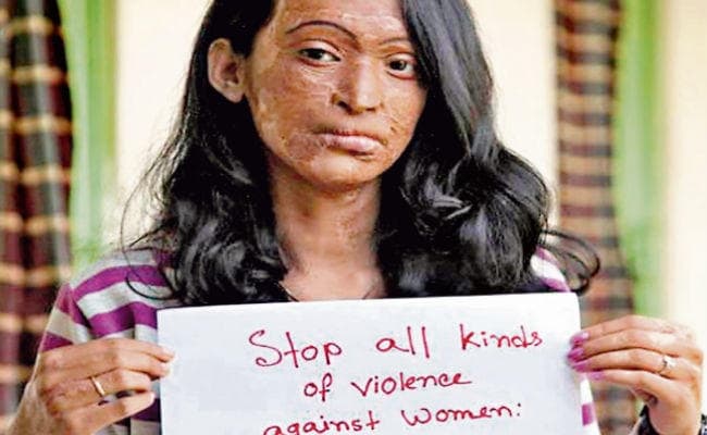 अमेरिका में पांच साल में 2078 महिलाओं पर हुआ एसिड अटैक