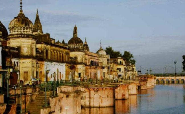 सुप्रीम कोर्ट में शिया वक्फ बोर्ड का हलफनामा, विवादित भूमि पर बने मंदिर, थोड़ी दूर में मस्जिद बनाने का सुझाव