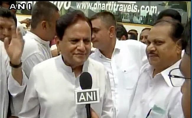 गुजरात रास चुनाव: चुनाव जीतने के बाद बोले अहमद पटेल-  यह धनबल और  बाहुबल के दुरुपयोग की हार है