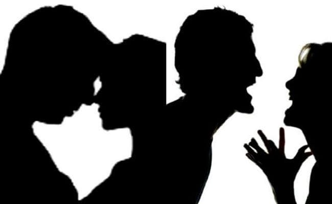 ब्रेक अप के बाद महिलाएं आपसी सहमति से बनाये गये संबंधों को बता देती हैं बलात्कार : हाइकोर्ट