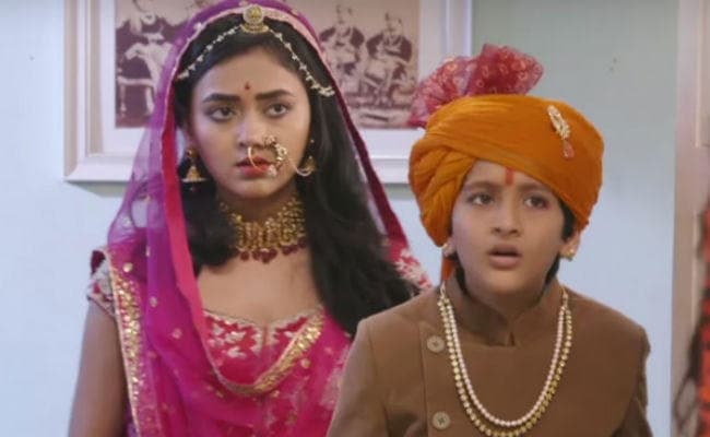 ''पहरेदार पिया की'' पर भड़के लोग, सीरियल पर बैन के लिए स्मृति इरानी से लगाई गुहार