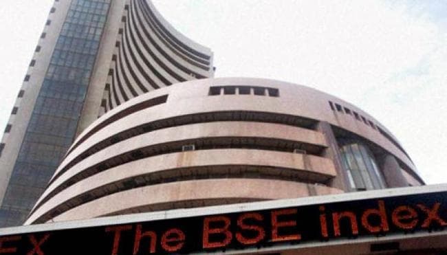 बीते 5 दिनों में 1000 अंक गिरा सेंसेक्स, निवेशकों को 6.53 करोड़ रुपये की चपत