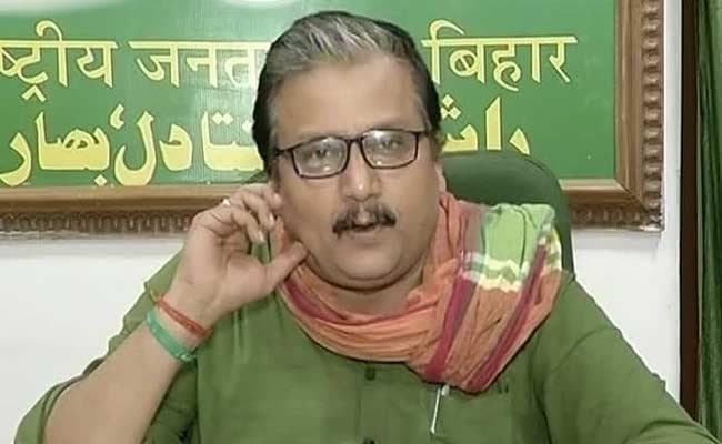 लालू यादव को जेल पहुंचाने की डील करने दिल्ली गये थे सीएम नीतीश : मनोज झा