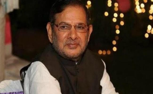 शरद का संकेतों में नीतीश पर निशाना, जब इंदिरा से डर नहीं लगा तो ''उनसे'' क्या डरना