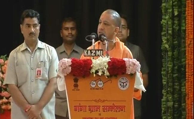 इलाहाबाद : गंगा ग्राम सम्मेलन में गोरखपुर में हुए बच्चों की मौत पर क्या कहा योगी ने, देखें वीडियो