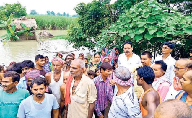 गंडक में उफान, हाइअलर्ट, गांवों को खाली करने का आदेश, 97 गांवों में नदी मचायेगी तबाही