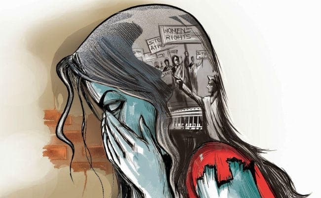 दुर्गापुर नगर निगम चुनाव : वार्ड 2 में भाजपा महिला की वस्त्र खोलकर पिटाई...जानिए क्‍या है मामला
