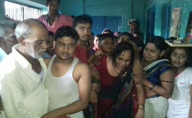 छपरा : अज्ञात अपराधियों ने छिनतई की फिराक में दुकानदार को मारी गोली, मौत