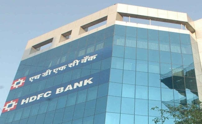 एचडीएफसी बैंक ने बचत खाता ब्याज दर में 0.5 फीसदी की कटौती की