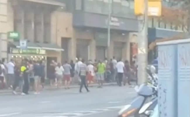 बार्सिलोना में ''आतंकी हमला'', वैन ने भीड़ को रौंदा, 13 की मौत