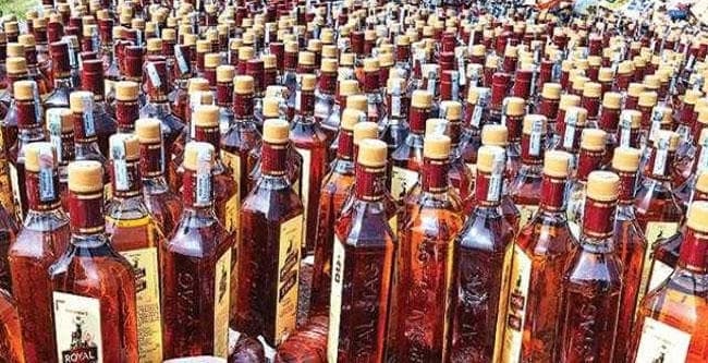 रांची से बिहार ले जायी जा रही विदेशी शराब की खेप हजारीबाग में जब्त