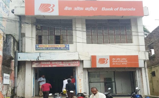 सृजन घोटाला : संचालिका, बैंक प्रबंधक व सहयोगियों पर मामला दर्ज