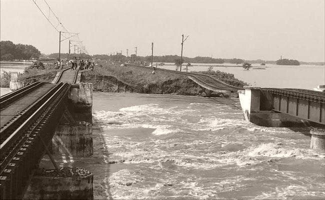 बिहार में बाढ़ : 20 अगस्त तक महानंदा रद्द, इन चार ट्रेनें को किया गया शॉर्ट टर्मिनेट