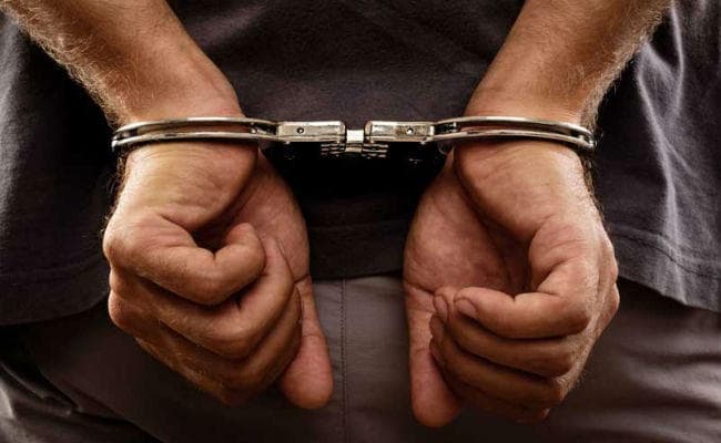 बादुड़िया हिंसा : तृणमूल नेता समेत तीन गिरफ्तार