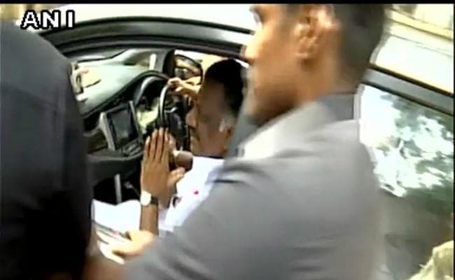 तमिलनाडु :  पनीरसेल्वम ने तमिलनाडु के उपमुख्यमंत्री के रूप में शपथ ली, मोदी ने दी बधाई