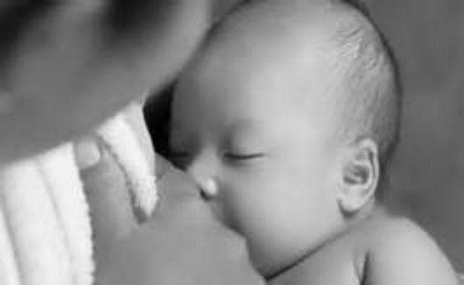 बैक्टिरिया जनित रोगों से नवजात को बचाता है मां के दूध में मौजूद कार्बोहाइड्रेट : रिसर्च
