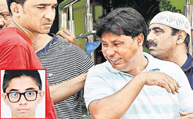 जमशेदपुर : मोबाइल गेम का आदी छात्र देर रात फोन पर बात करते घर से निकला, तालाब में मिली लाश