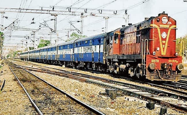 आरा-सासाराम के बीच कल से दो जोड़ी डेमू ट्रेनें, आज उद्घाटन समारोह