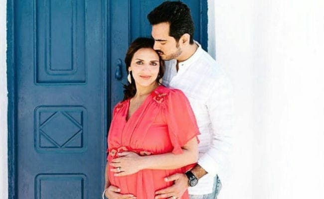 प्रेग्नेंट ईशा देओल फिर करने जा रही हैं शादी, जानें वजह ?