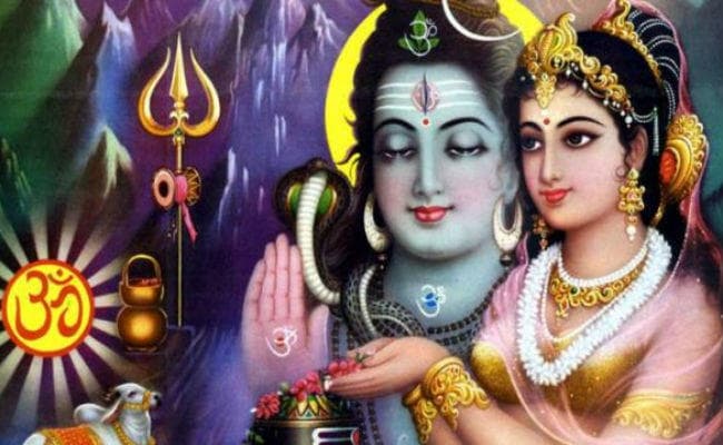 Hariyali Teej 2021: हरियाली तीज आज, जानें शुभ मुहूर्त, पूजा विधि, सामग्री और इस व्रत से जुड़ी पूरी डिटेल्स...