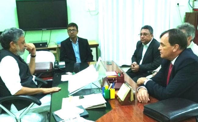 डिप्टी सीएम सुशील मोदी से ब्रिटिश हाई कमिश्नर ने की मुलाकात, पिछड़े वर्ग के लिए बने कमीशन का डिप्टी सीएम ने किया स्वागत