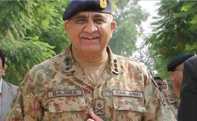 पाकिस्तान ने अमेरिका को दिखायी आंख, कहा, सम्मान के साथ आये पेश