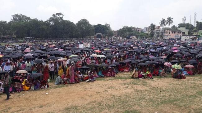 धर्मांतरण कानून के विरोध में जुटे मसीही समाज के लोग कहा, कदम संविधान विरोधी