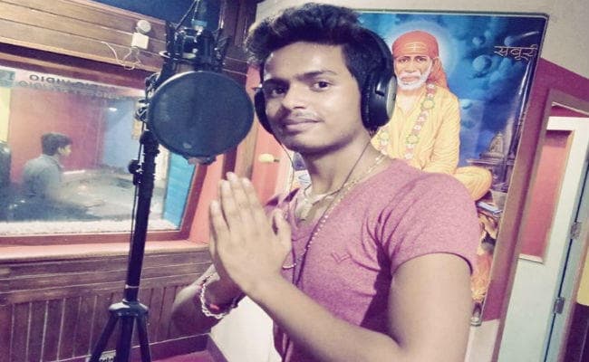 VIDEO : गुलाम अली को तो आपने कर्इ बार सुना होगा, एक बार इस छोटे उस्ताद को सुनिए