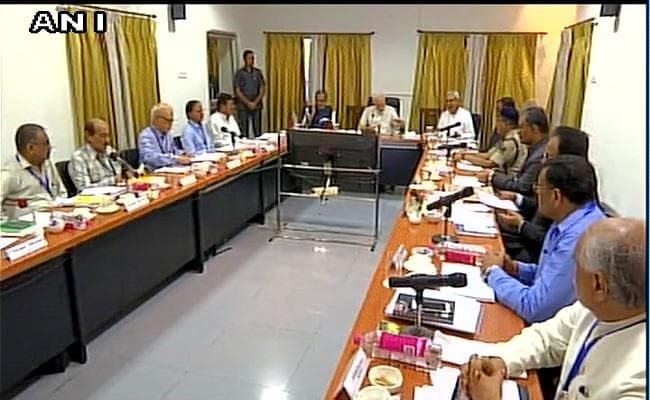 VIDEO : पीएम मोदी ने किया बाढ़ प्रभावित बिहार का हवाई सर्वेक्षण, 500 करोड़ के राहत कोष की घोषणा की