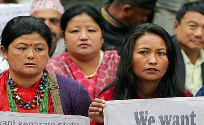 कोलकाता बैठक से पहले पहाड़ की पार्टियों में दरार
