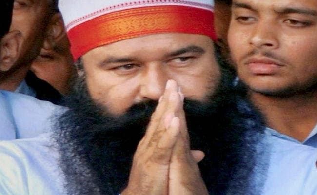 #RamRahimSentencing : 20 साल जेल में बिताना होगा राम रहीम को, रेप के दो मामलों में मिली है 10-10 साल की सजा