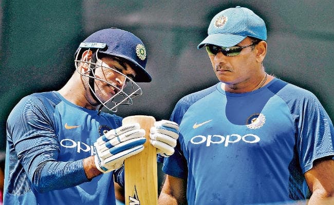 ‘पांव टूटने पर भी पाक के खिलाफ खेलूंगा’ : महेंद्र सिंह धौनी