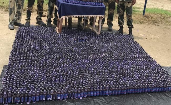 रामगढ़ में ड्रग इंस्पेक्टर का छापा, भारी मात्रा में अवैध दवाएं बरामद, पश्चिम बंगाल में 3045 फाइल कफ सिरप जब्त