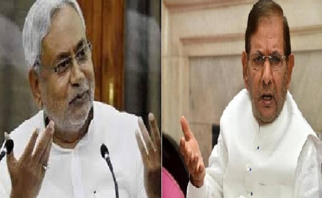 JDU में असली-नकली की जंग में फंसा पार्टी पर कब्जे का पेच, नीतीश-शरद में से किसका होगा कब्जा ?