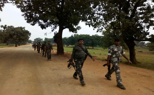 रामगढ़-बोकारो सीमावर्ती क्षेत्र में मिला 10 किलो का केन  बम, पुलिस ने छान मारा पूरा इलाका