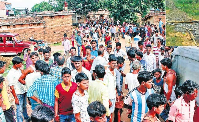 JHARKHAND : बकरीद में कुर्बानी को लेकर विवाद : ....और देखते ही देखते बिगड़ गया था माहौल