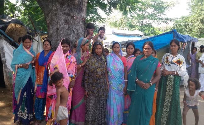 चाईबासा में दो महिला ठग ने एक दिन में 17 महिलाअों को लगाया 5 लाख का चूना