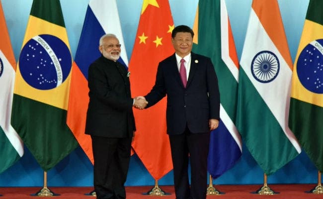 VIDEO: मोदी और जिनपिंग के हाथ तो मिले, क्या दिल भी मिलेंगे